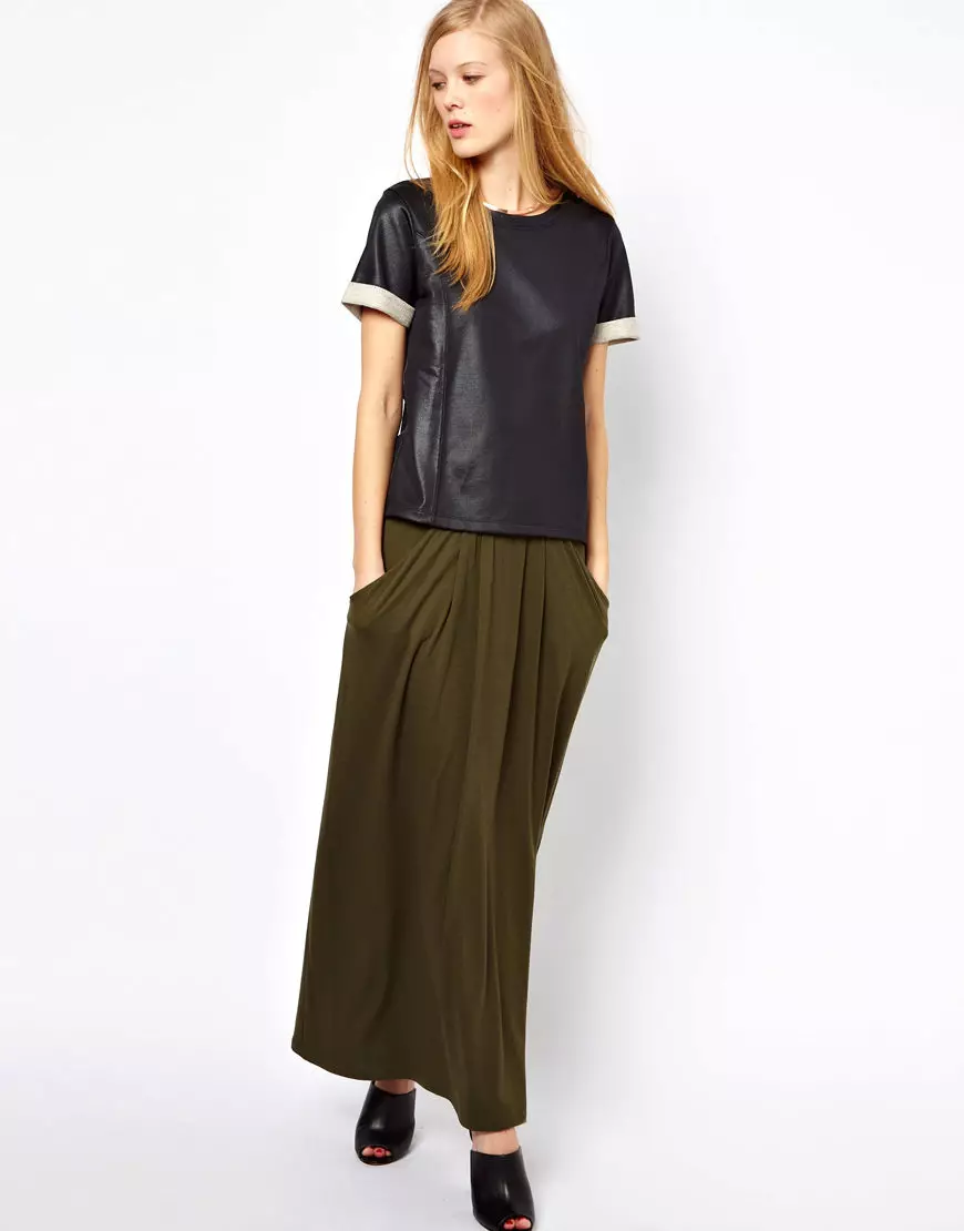 Stickade kjolar (80 bilder): What to wear, penna, långa och korta, på elastisk, grått, svart, vit 14613_33