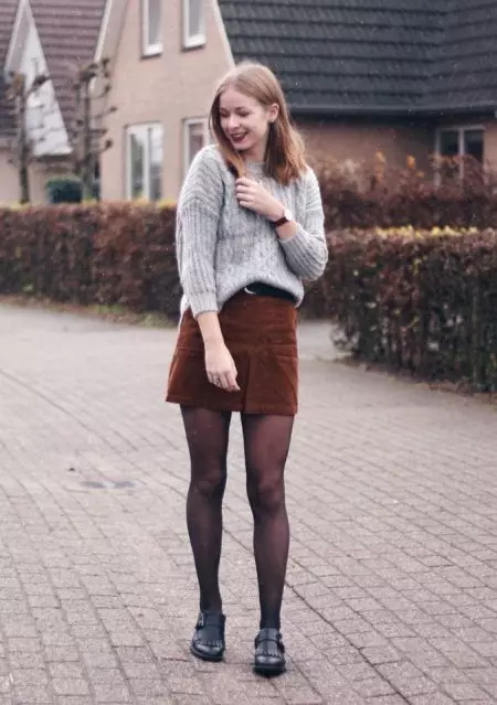 Velvet Skirt（39写真）：ヴェネルヴェからスカートを着用する方法、モデル、Bohoのスタイル 14614_9