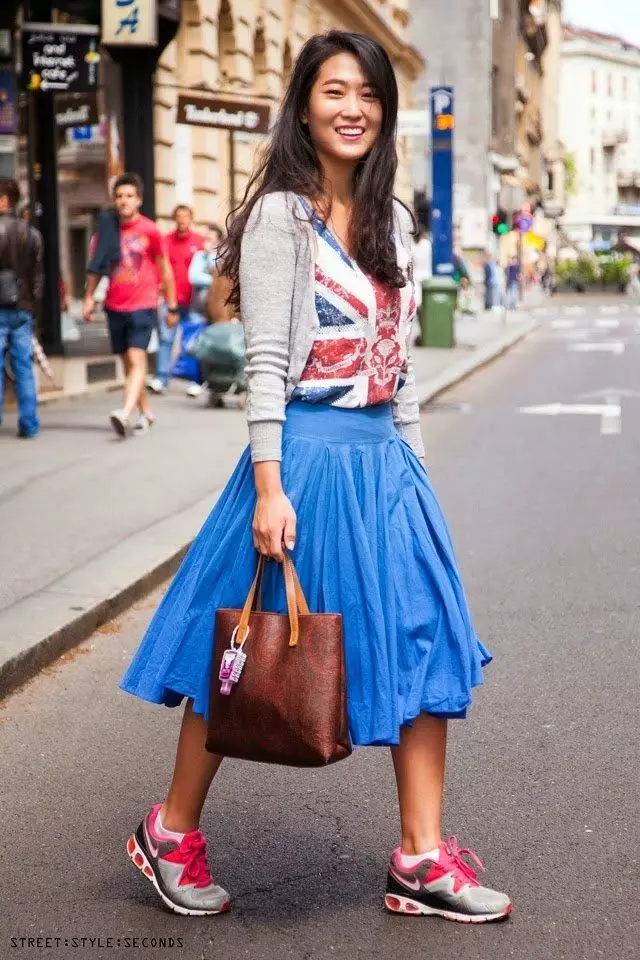 Skirt with Kedami (68 photos): how to wear, pencil, lush, classic, long, midi and short 14616_17