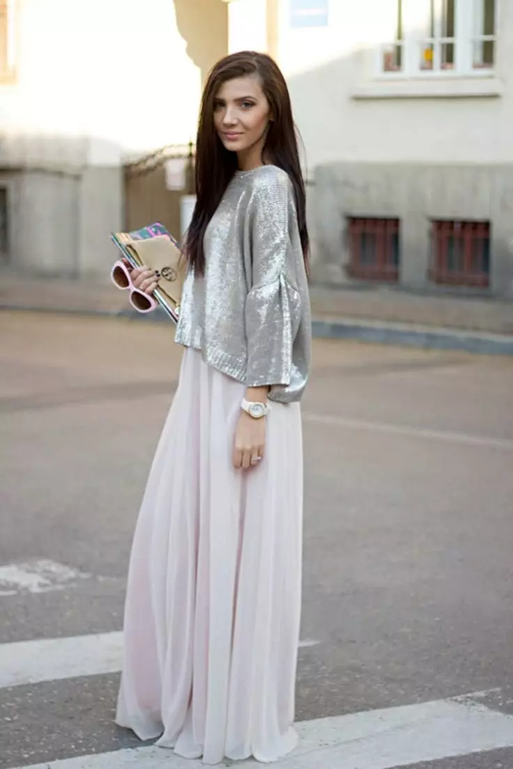 Béžová sukně (67 fotek): Co má na sobě, dlouho v podlaze a krátký, krajkové, skládané, džínové, kombinace 14621_28