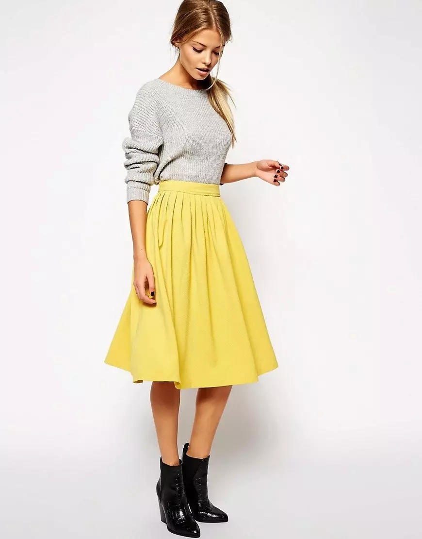 Skirts verdhë (102 foto): Çfarë është e veshur, laps dhe diell, të gjatë në dysheme dhe të shkurtër, me të zezë, blu, jeshile dhe të bardhë 14623_42