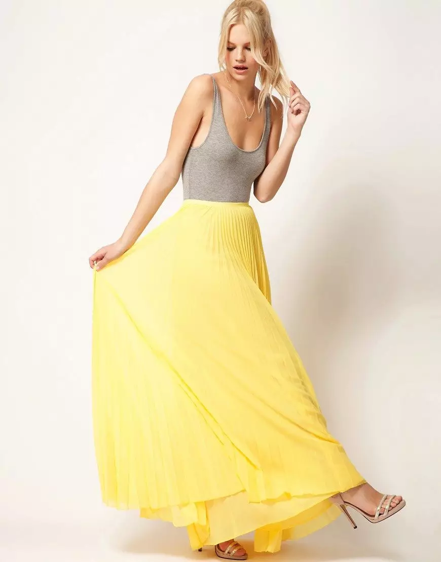 Skirts verdhë (102 foto): Çfarë është e veshur, laps dhe diell, të gjatë në dysheme dhe të shkurtër, me të zezë, blu, jeshile dhe të bardhë 14623_63