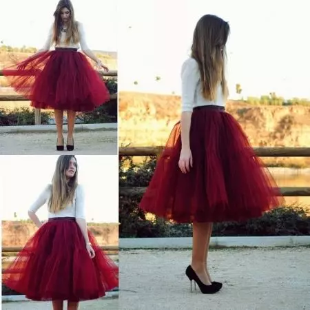 skirt merah (116 foto): Apa yang perlu memakai, pensil dan matahari gaya, Longs di lantai dan pendek, subur, midi, gabungan 14629_20
