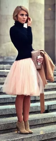Faldas rosadas (150 fotos): lo que lleva, largo y corto, lápiz y exuberante sol, rosa suave y rosa brillante, con blanco, negro, largo 14630_125