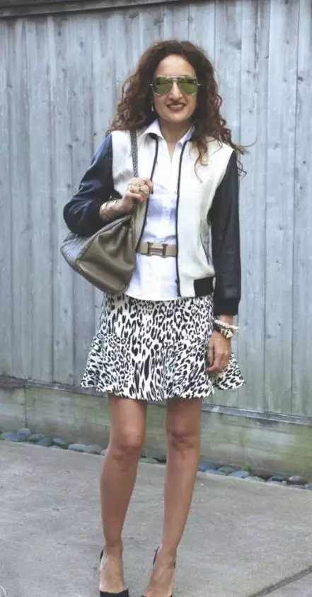 Leopard Skirt (58 장의 사진) : 착용, 연필, 바닥에 길고 짧게 14639_7