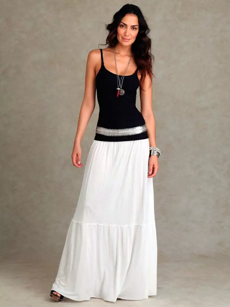 Nederdele - et trapezium (129 billeder): Hvad skal man bære, denim, med lugt, i en fold, læder, på et elastisk band, kort og køn 14656_98