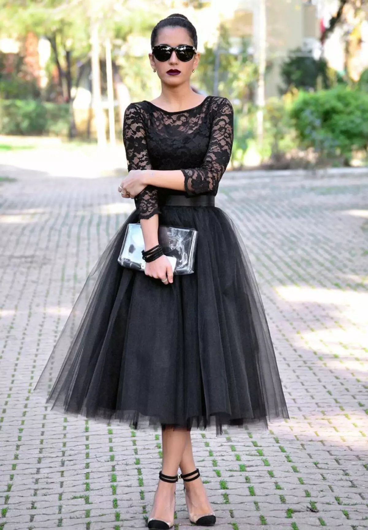 Черное тюлевое платье