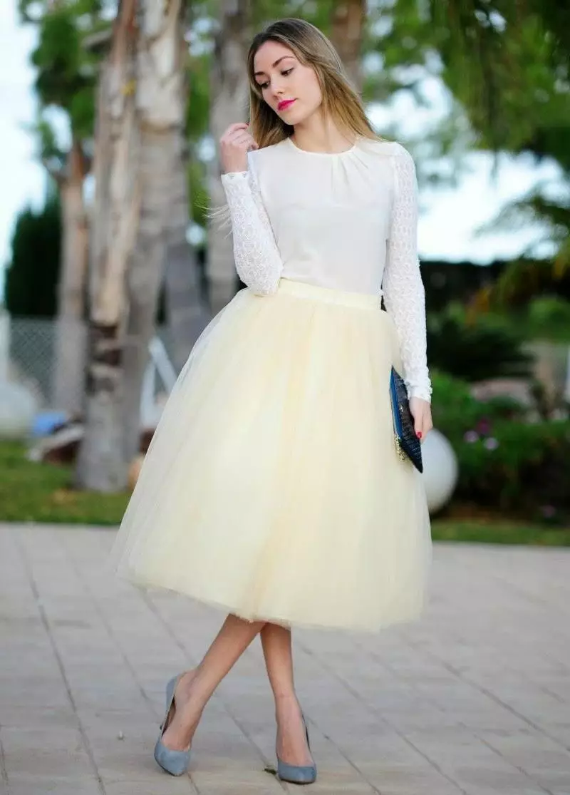 Višeslojna blijedo žuta suknja