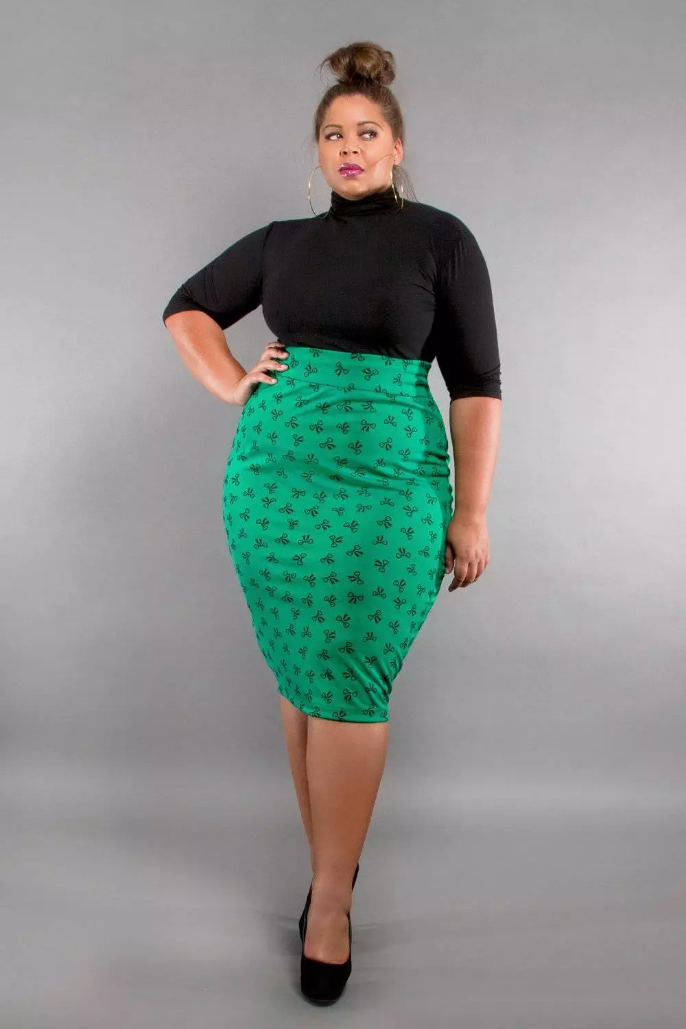 Green Pencil Skirt tare da cikakkiyar mata