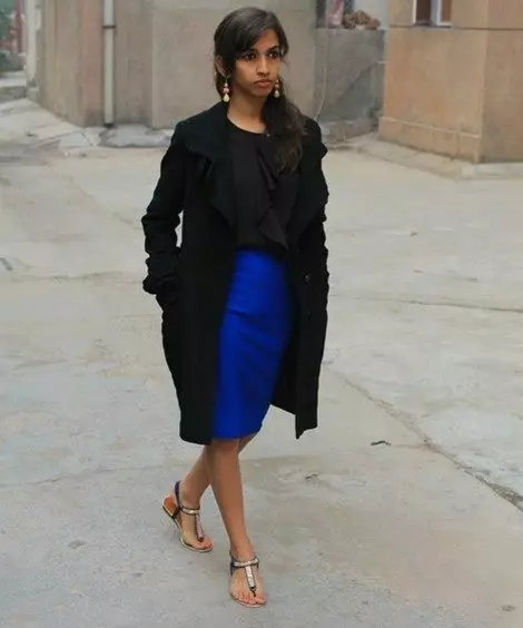 Blue Pencil skirt in a combination with sandals for every day