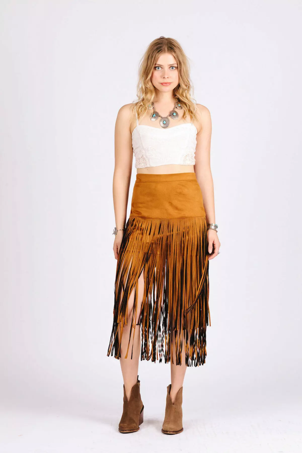 Suede skirt with fringe