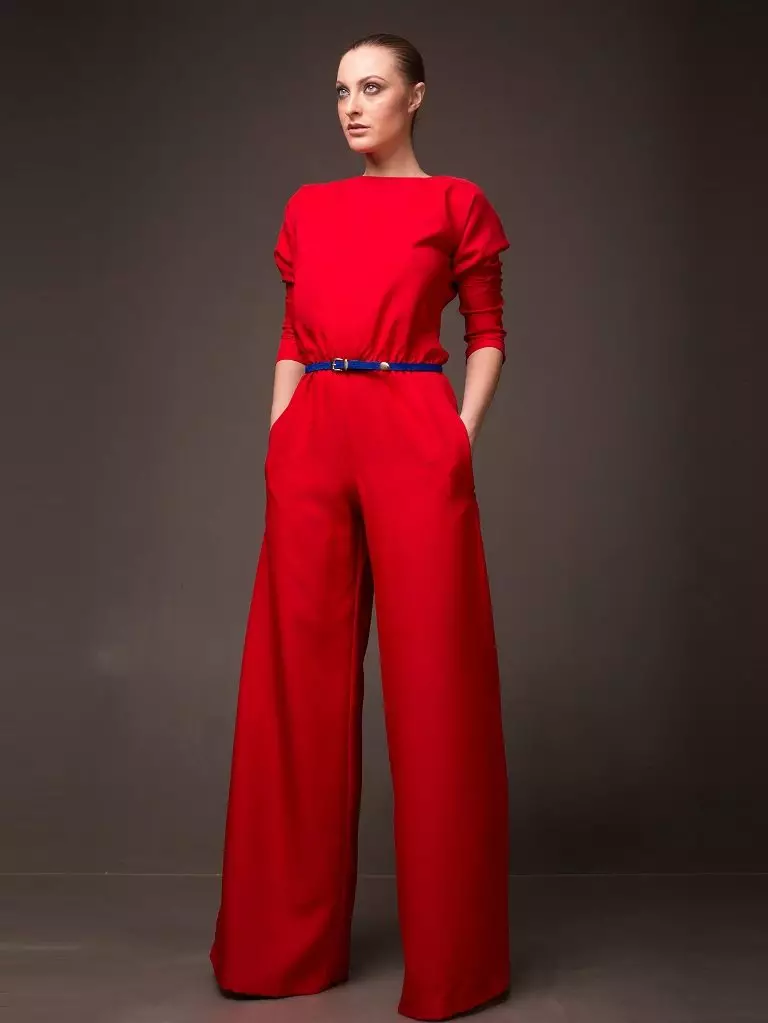 여성 여름 jumpsuit (97 사진) : 바지, 짧은, 빨간색, 위장, 흰색, 블랙, 레인 코트 바지가있는 반바지 포함 14737_11
