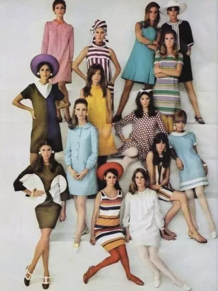 Krátké šaty 60s.