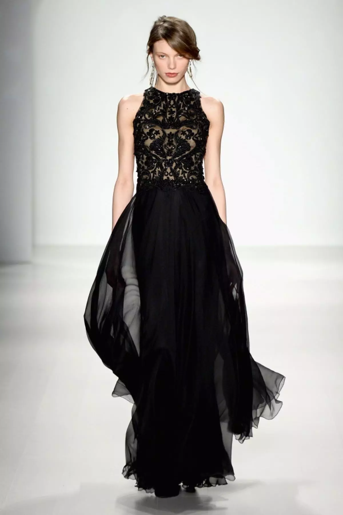 Երեկոյան զգեստ Tadashi Shoji 2015-ից