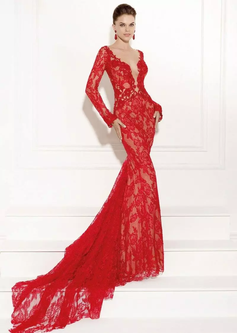 Czerwona wieczorna koronkowa suknia syrenkowa