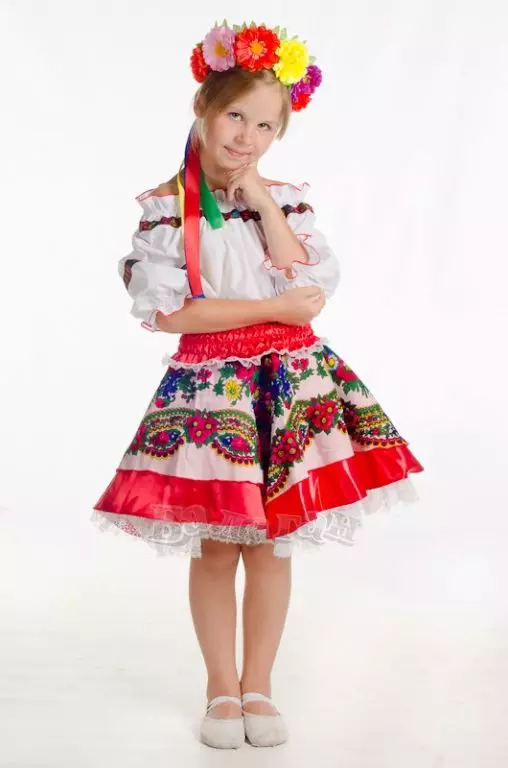 Costume nacional ucraniano (60 fotos): Para nenas, femia, masculino, traxe infantil dos pobos de Ucraína 14774_50