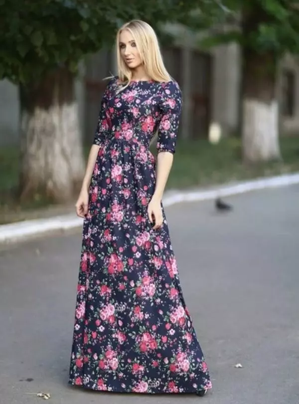Dress with floral print in the floor with sleeves