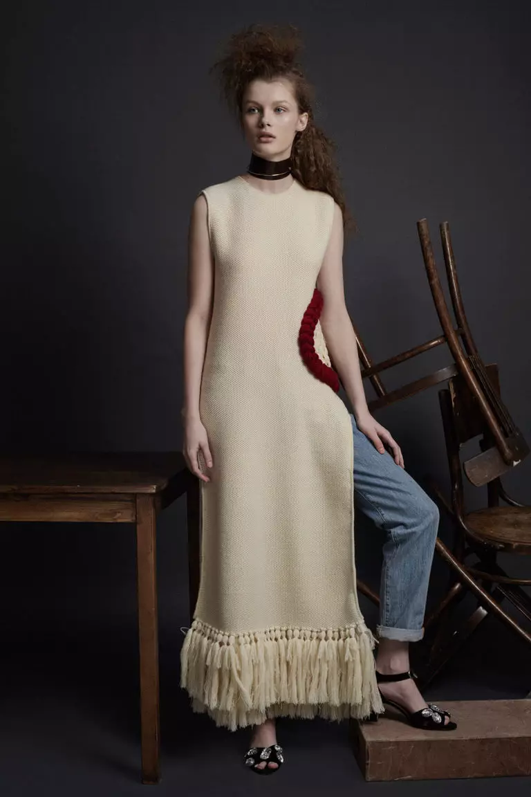Woolen dress ອຸ່ນໃນຊັ້ນ