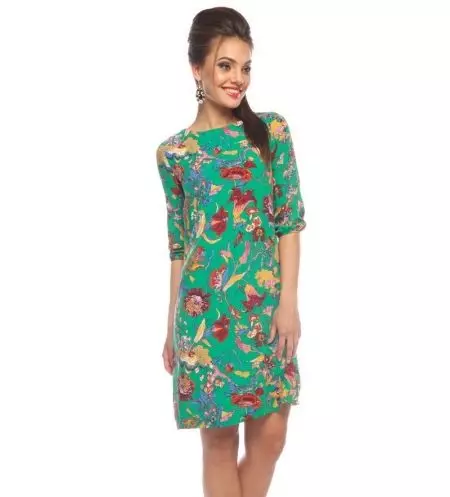 Зелена со печатење главен фустан средна должина