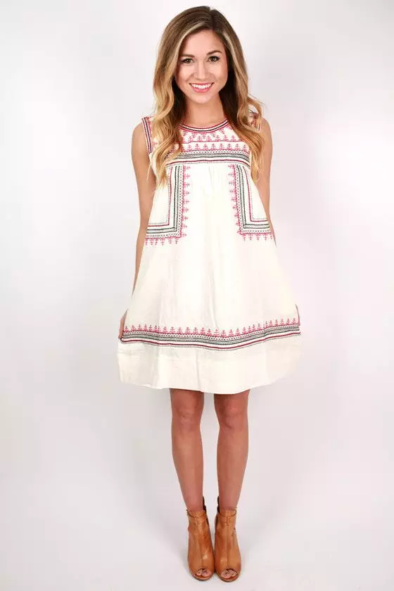Linen white dress with embroidery