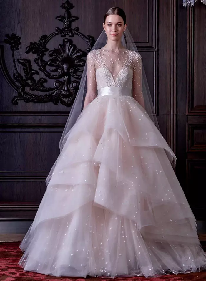 Gaun pengantin dari organza dari Monique Luller