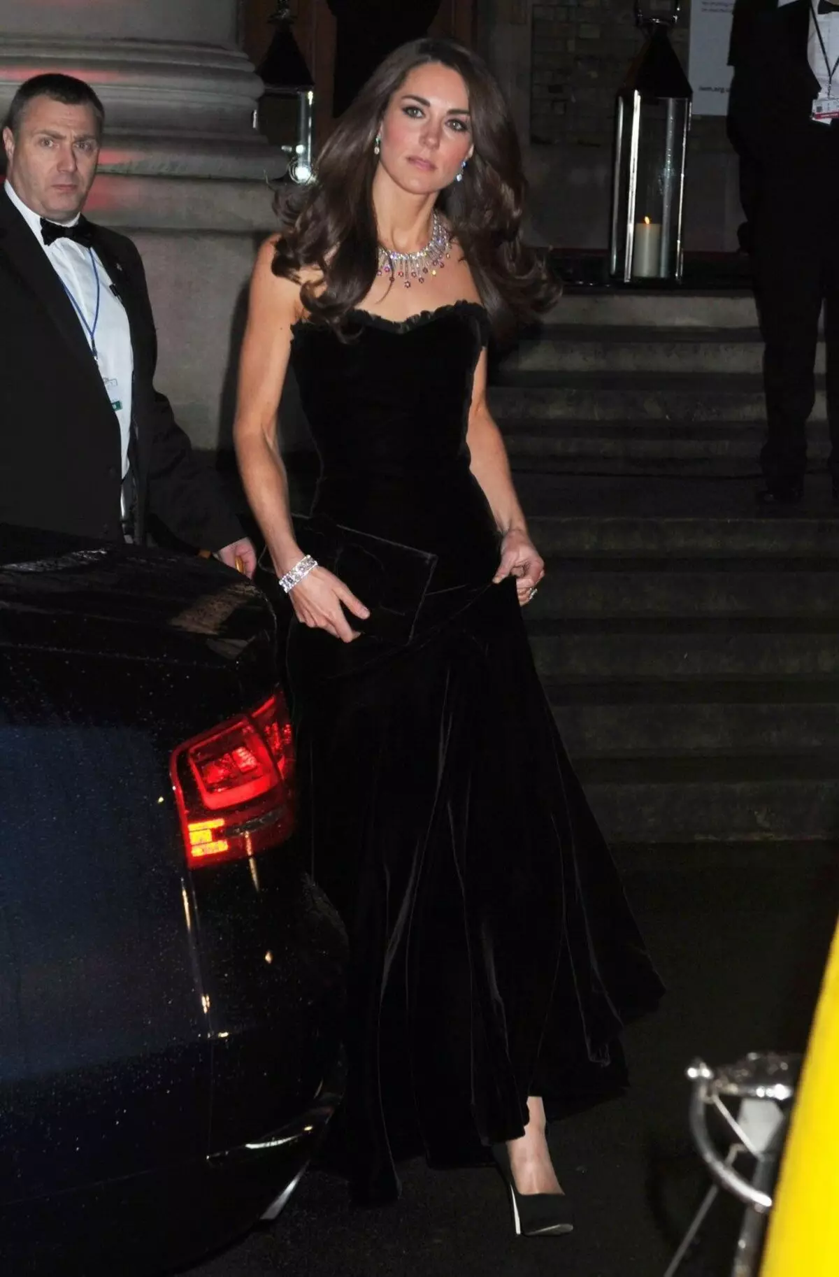 Kate Middleton karammiski dress