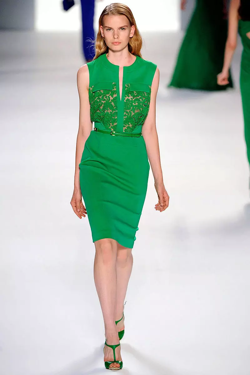 Žalioji trumpama suknelė