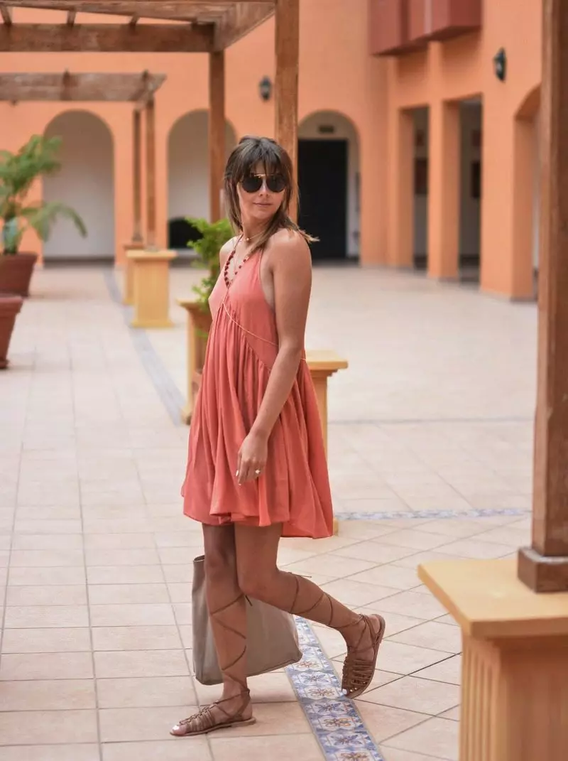 Bež sandale u grčkom stilu Terracot boja haljina
