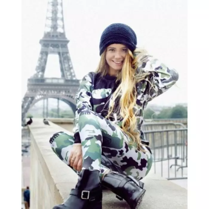 Camouflage Sports Suit (37 foto's): Camouflage Print Models 14830_11