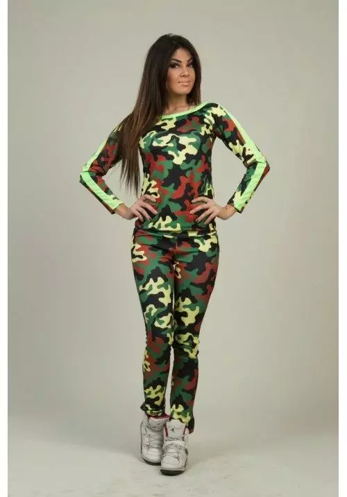 Camouflage sporta tērps (37 fotogrāfijas): Camouflage Drukāt modeļi 14830_27