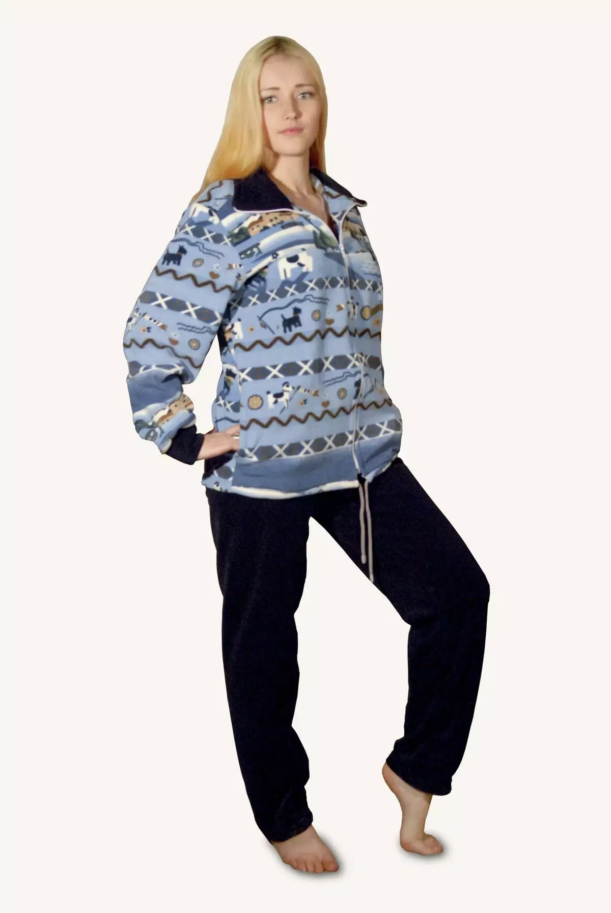 Fleece дээр эмэгтэй зам (47 зураг): гурван мөрөнд зориулсан ноосны костюм 14834_30