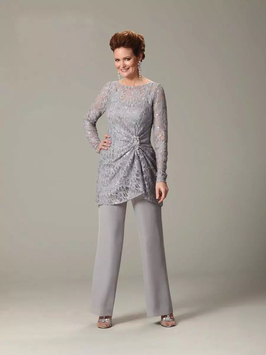Kostum Wanita Trouser 2021 (242 Foto): Tren Anyar lan Fesyen, Gaya Chanel 14844_110