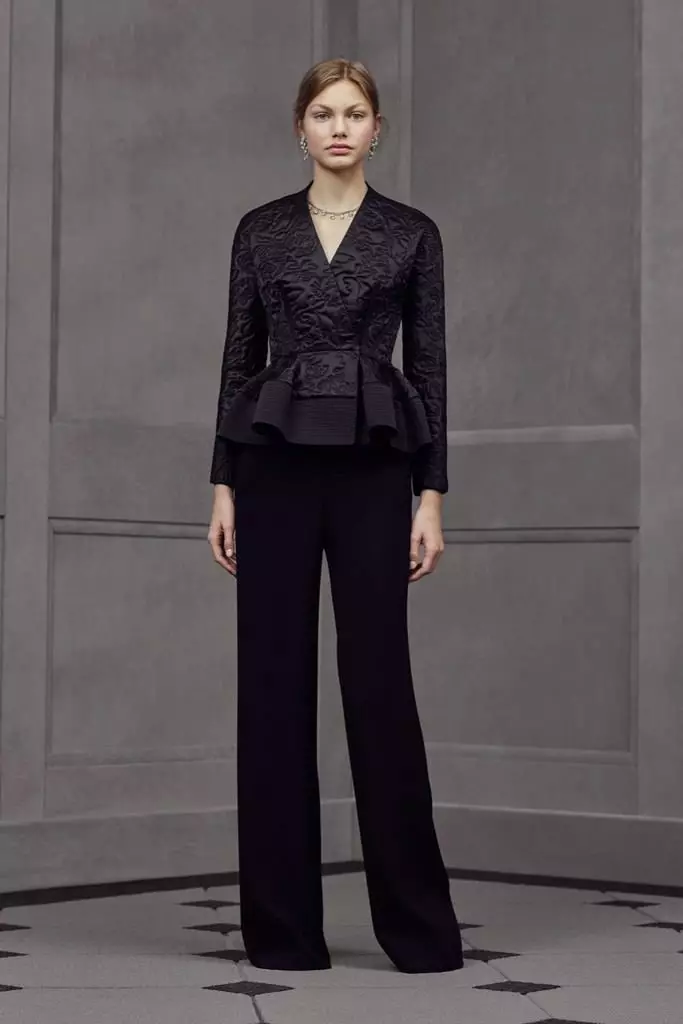 Trouser Կանացի զգեստներ 2021 (242 լուսանկար). Նոր եւ նորաձեւության միտումները, Chanel ոճը 14844_115
