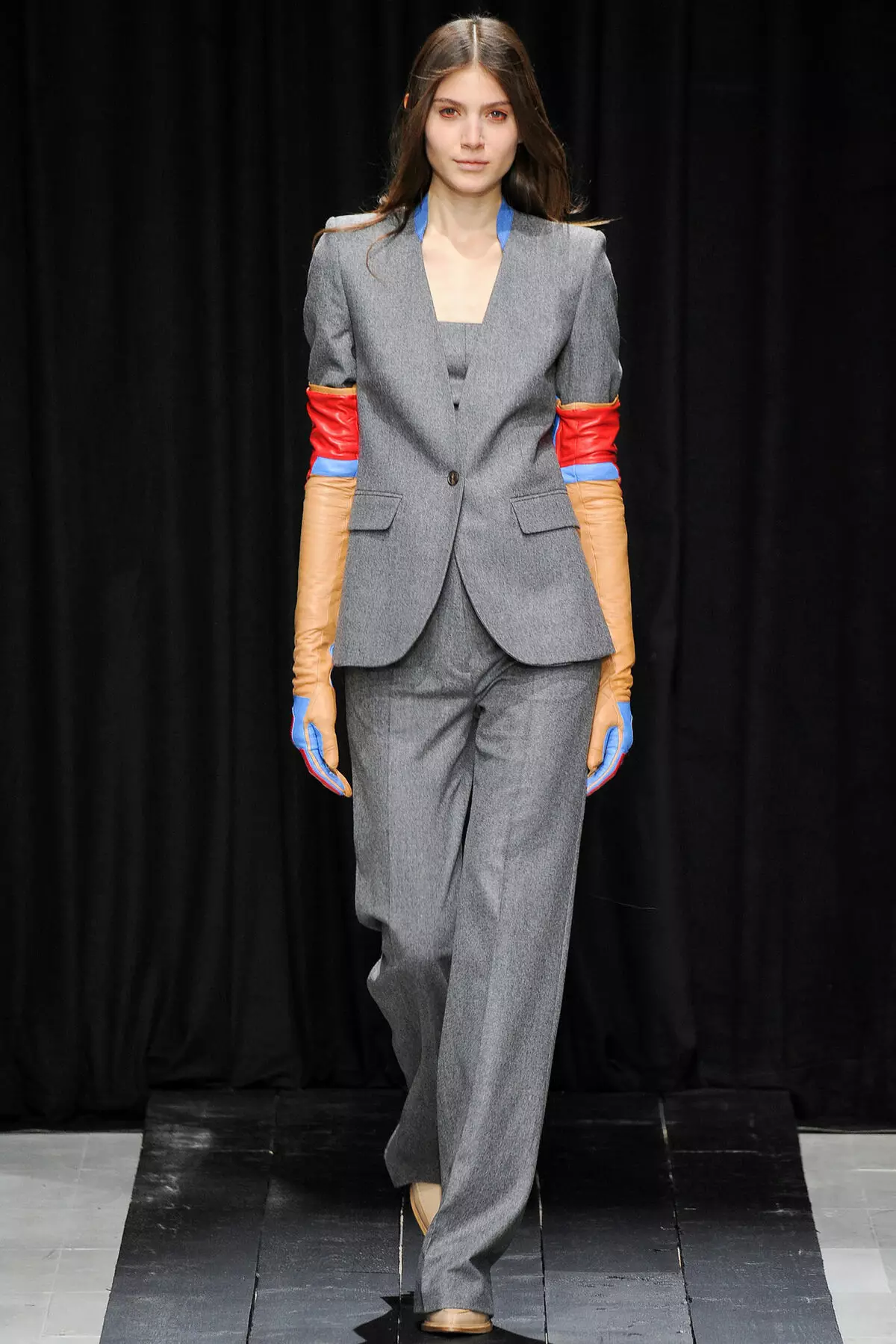 Ženske kostime pantalona 2021 (242 fotografije): novi i modni trendovi, Chanel Style 14844_123