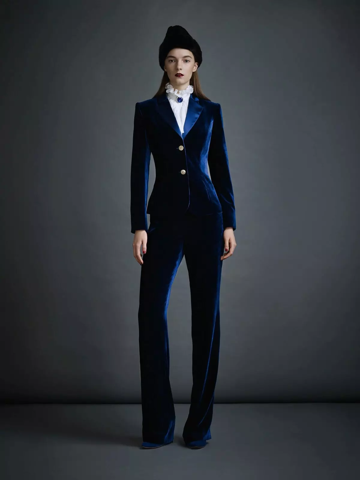 Kostum Wanita Trouser 2021 (242 Foto): Tren Anyar lan Fesyen, Gaya Chanel 14844_128