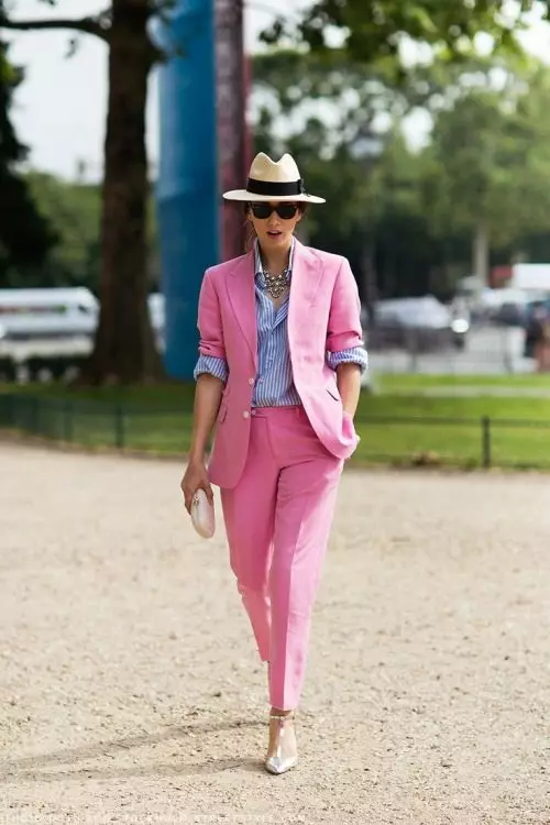 Bukser kvinners kostymer 2021 (242 bilder): Nye og motetrender, Chanel Style 14844_153