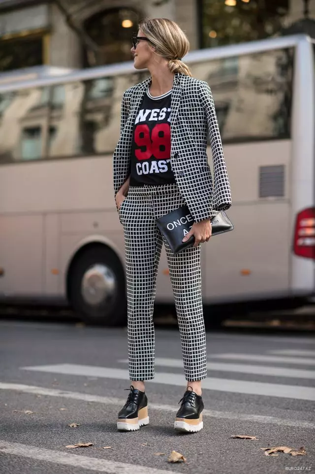 Bukser kvinners kostymer 2021 (242 bilder): Nye og motetrender, Chanel Style 14844_205