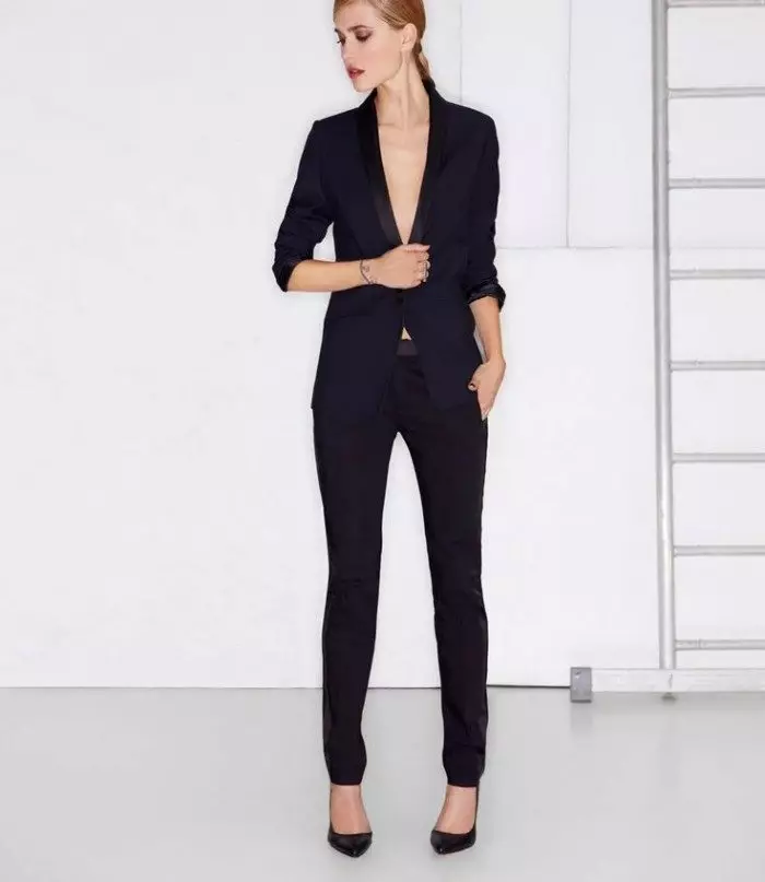 Kostiumy Damskie Spodnie 2021 (242 zdjęcia): Nowe i mody trendy, styl Chanel 14844_233
