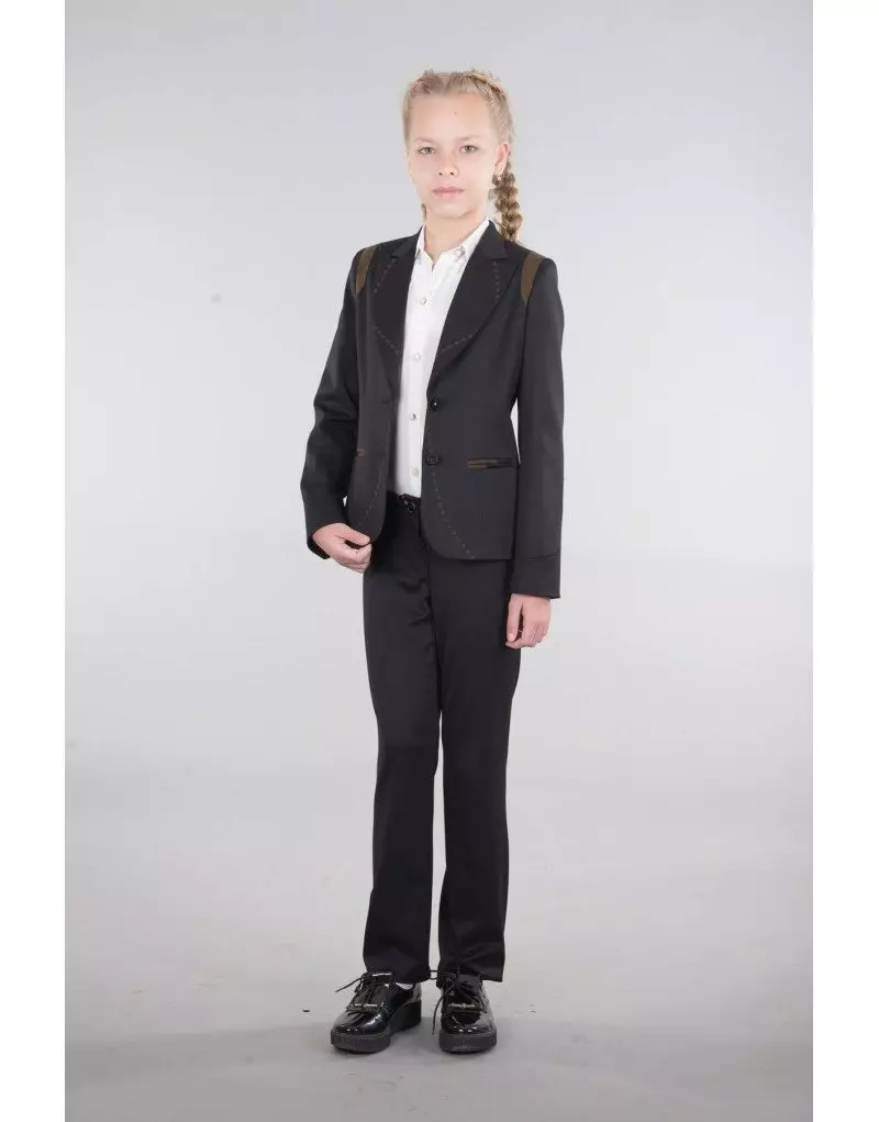 Bukser kvinners kostymer 2021 (242 bilder): Nye og motetrender, Chanel Style 14844_30