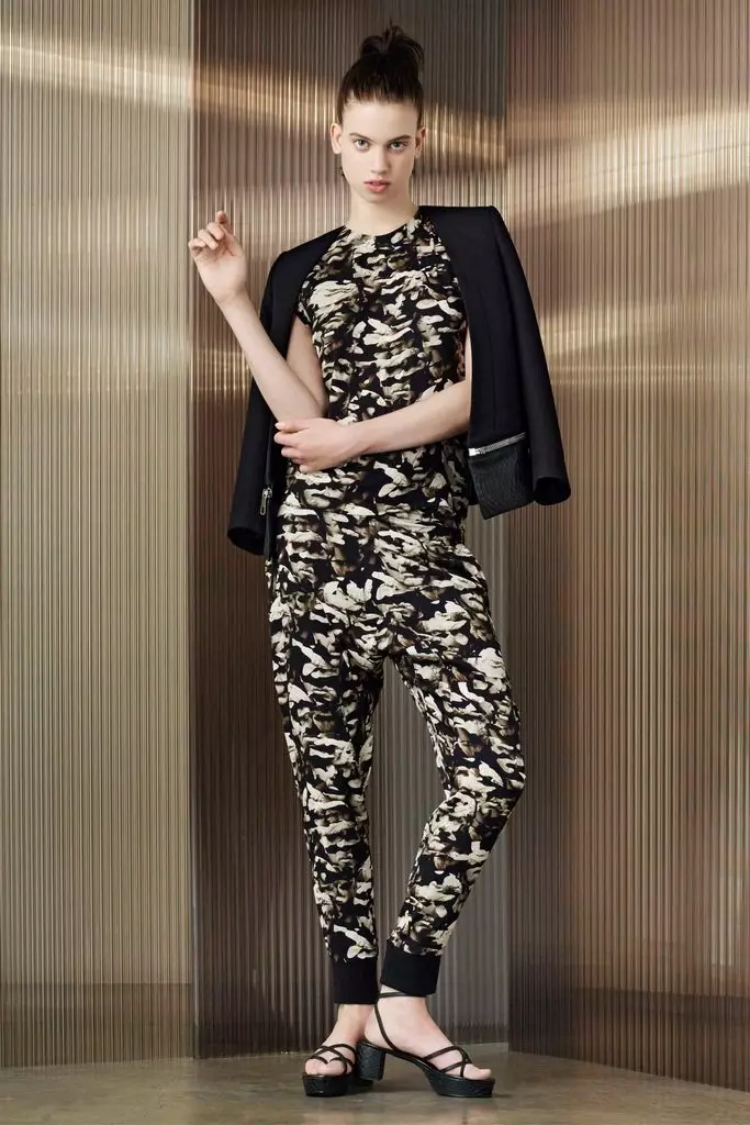 Hlače Ženske kostime 2021 (242 fotografije): Novi i modni trendovi, Chanel Style 14844_44