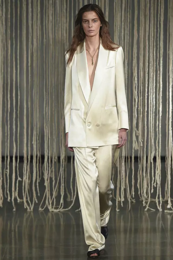 Чалбар Хатын-кызлар костюмы 2021 (242 фото): Яңа һәм мода тенденцияләре, Шанель стиле 14844_50