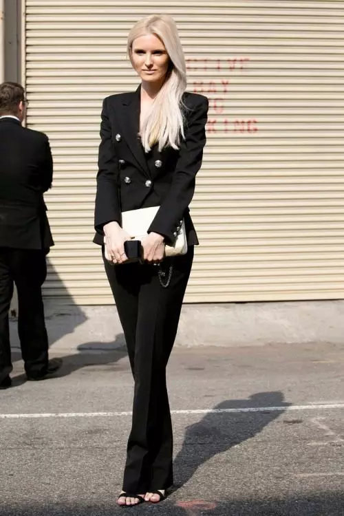 Kostum Wanita Trouser 2021 (242 Foto): Tren Anyar lan Fesyen, Gaya Chanel 14844_64