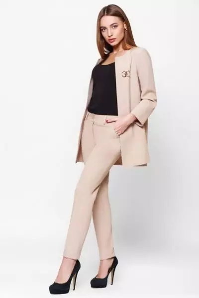Şalvar qadın geyimləri 2021 (242 şəkil): Yeni və moda meylləri, Chanel Style 14844_66