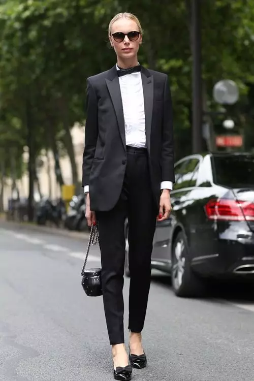 Ženske kostime pantalona 2021 (242 fotografije): novi i modni trendovi, Chanel Style 14844_75