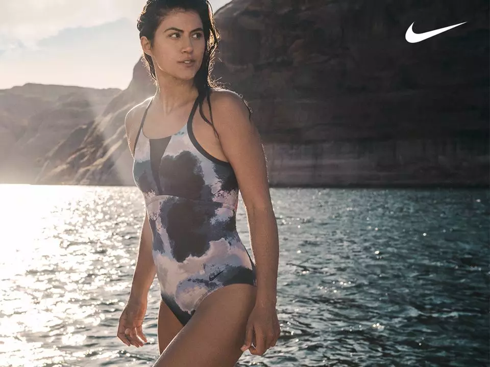 Swimsuits Nike (31 sary): Models ho an'ny dobo filomanosana 1484_17