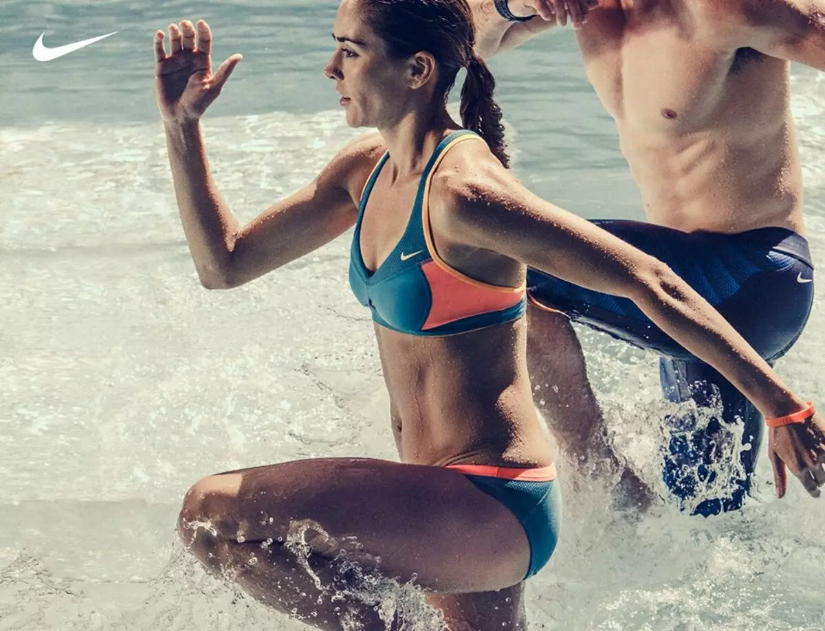 Swimsuits Nike (31 sary): Models ho an'ny dobo filomanosana 1484_25