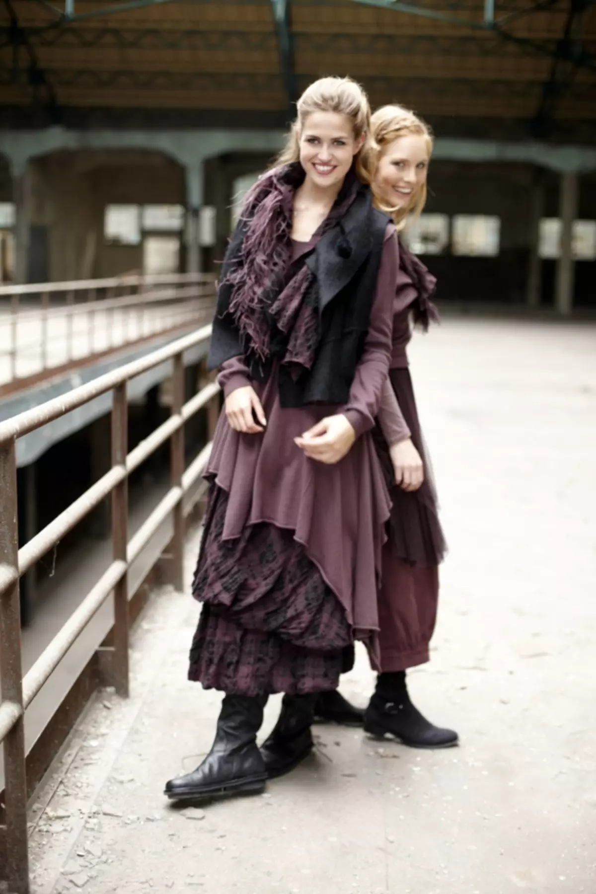 Bocho-Stil in der Kleidung (180 Fotos): Wie erstellt man einen trendigen Winter- und Sommer-Kleiderschritten und Frauen 50 Jahre alt 14858_14
