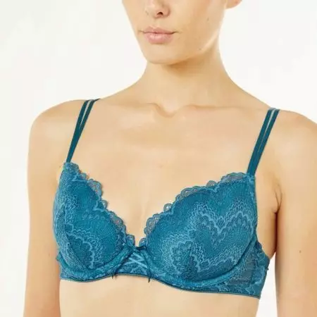 LACE BRA (62 Mga Litrato): Mga Modelo nga adunay sulud nga wala'y mga bukog ug wala'y foam goma, itom ug puti nga top bra, bra sa scraper 14919_15