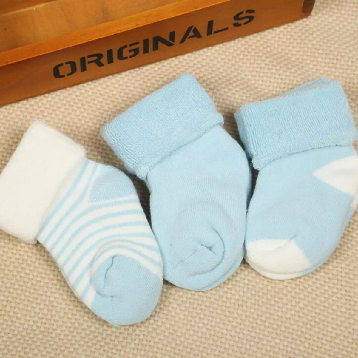 Sokken voor pasgeborenen (59 foto's): gebreide modellen voor meisjes, worden bepaald met maten 14951_27