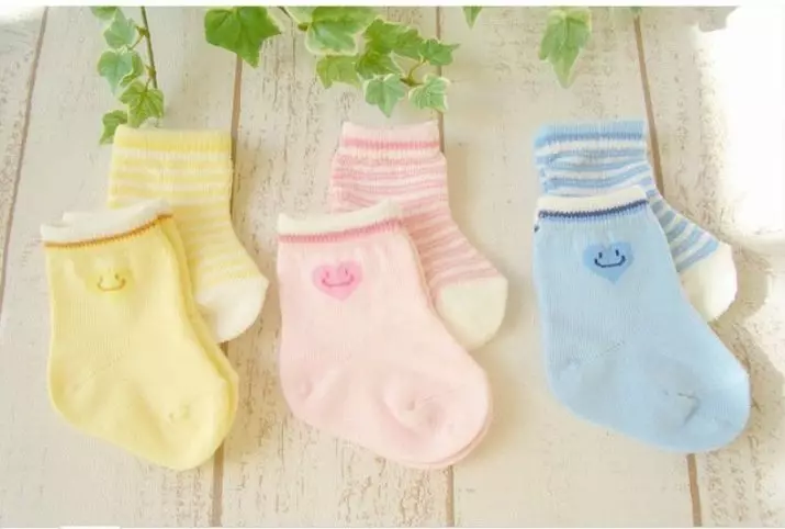 Li-socks bakeng sa bacha ba bacha (linepe tse 59): Meetso ea banana, e ikemiselitse ka boholo 14951_7